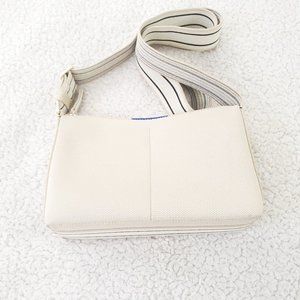 Rothys Casual Crossbody in Parchment, EUC